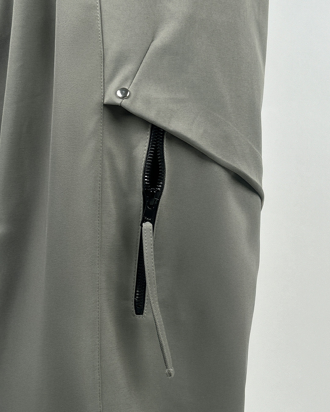 Zip Run Fawn Cargo Parachute Pants