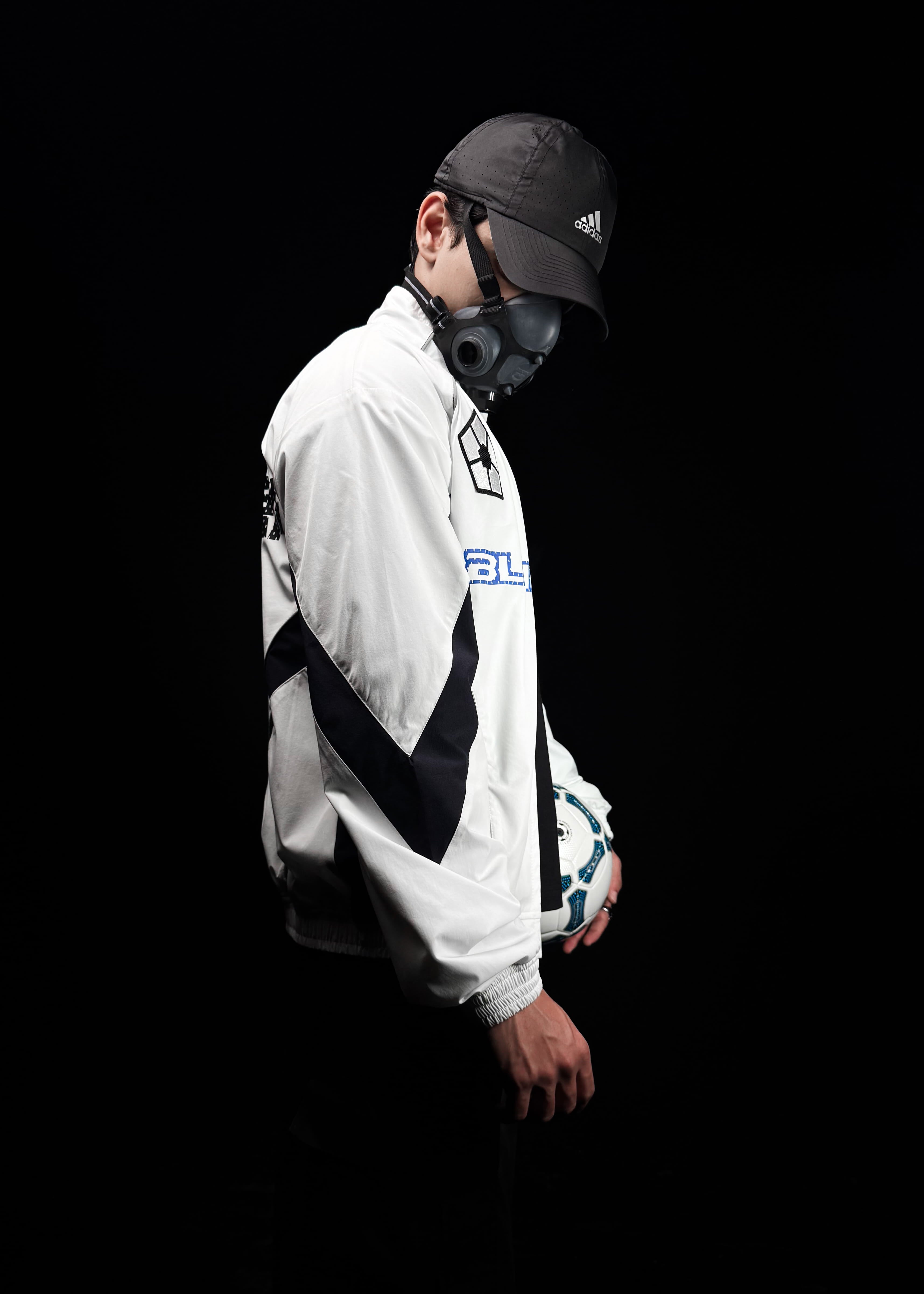 WHITE BLUELOCK / PARACHUTE JACKET